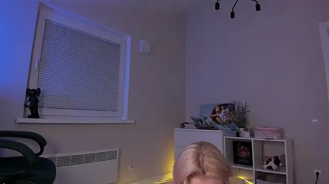 Sugar_club - Dildo in my pussy