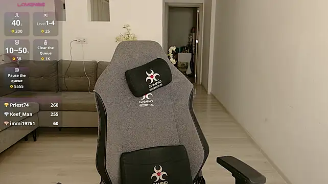 LovelyBianca - PUSSY PLAY😈💦