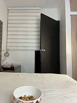 ALISSON_FOXXX1 - fingers in pussy+ cumm
