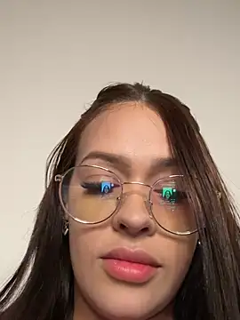Lyly_Angelll - 🌸Plug anal😈😏🔥