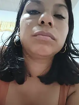 AngelicaStorms - Mostrar tetas en el 🏞️ parque