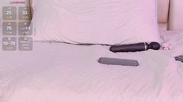 Shasa_8 - 4 fingers in ass deep+Play pussy😈