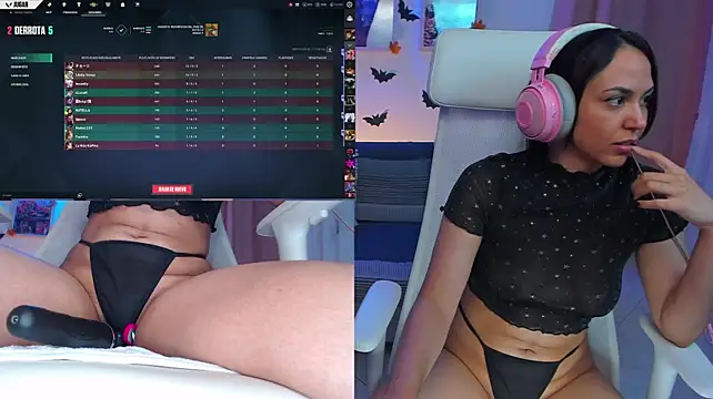 VenusIslove - SHOW TITS AND LICK DILDO