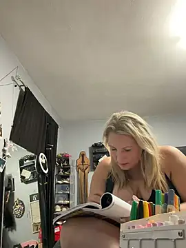 Sweetkacibaby - Last tipper gets my Snapchat!!!!