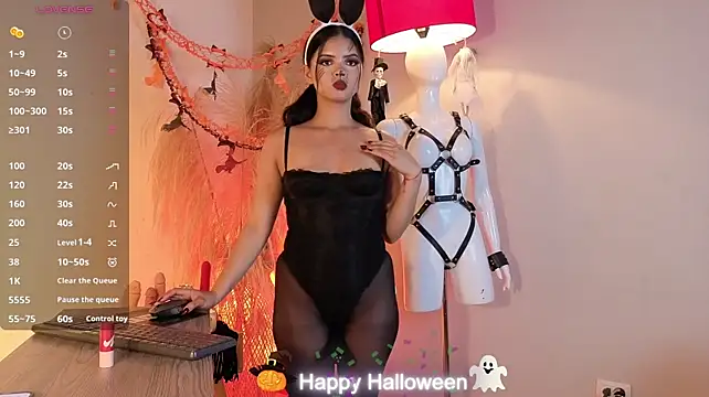 ConniecuteE - lick my dick