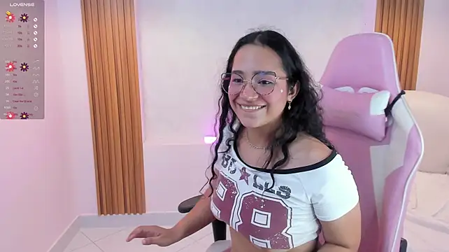 Marsha_Blue - spit tits and rub nipples