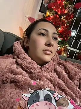 KittyObsession - Show tits and remover bra 🤫😈