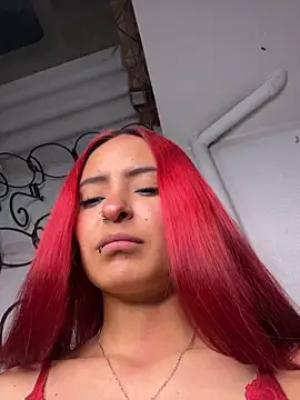 Valery-elitee - Oil or cream on my Tits 💧🍒