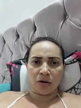 Amanda39 - Toy control for 10 minutes