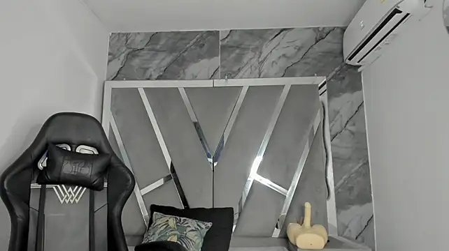 Mia_Petiteht - orgasm