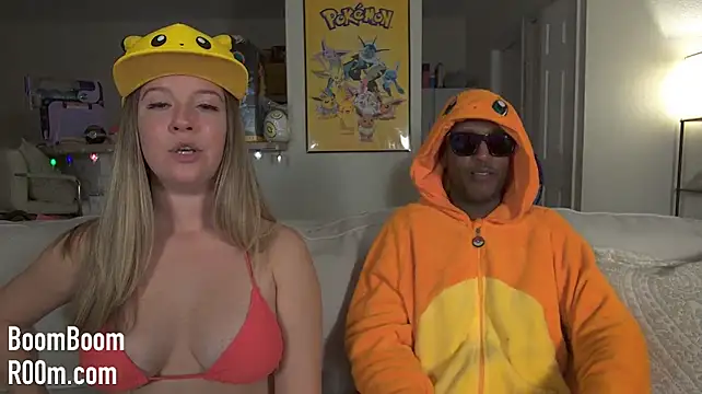 Boomboomr00m - Naked Lap Dances + Pole Show (3 Songs)