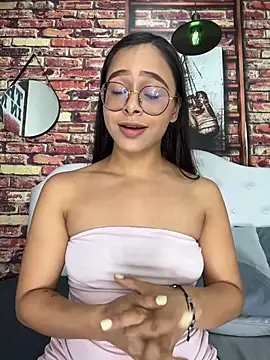 HappyKittyXXX - RIDING TORSO IN REVERSE + DOMI! 🥰😼😻