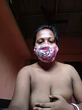 LovelyDarling1997 - Showing pussy