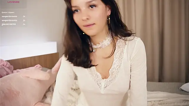 TonjaMano - fingering my pussy and pull nipples