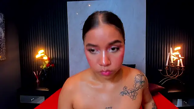 MiaWolton - spanking on the bottom for 5 minutes