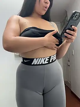 Kim_monti - plug+oil ass