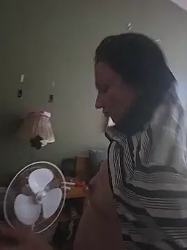 Thatscumbag - How much to fuck her?