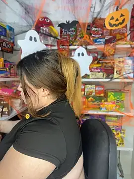 Kitty__pinnk - show titts