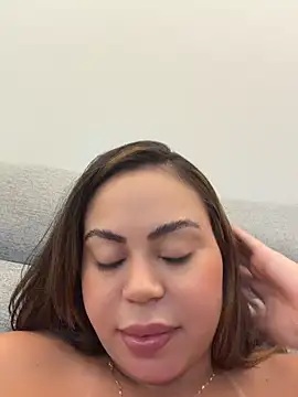 LariiHotWife - Ficar peladinha 🔥🔥