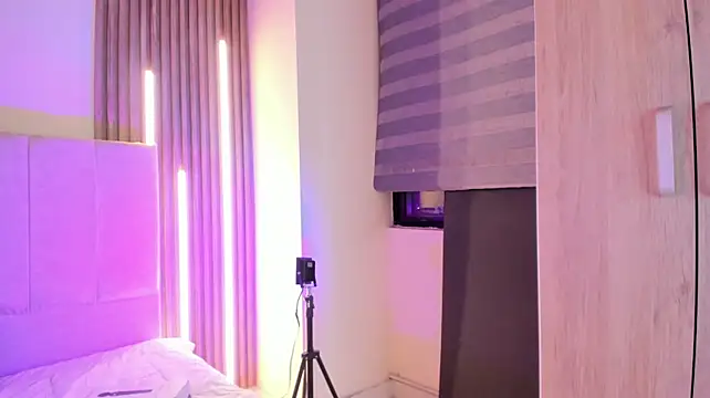 Alice_26_ - whipping breastsX5👏🍒💥