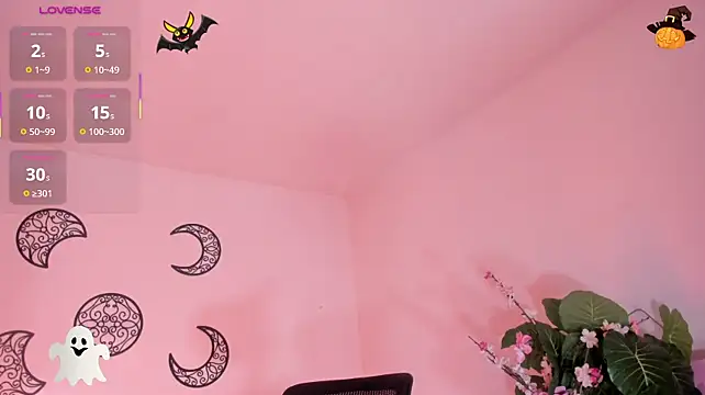 Sharon_Adamss - ice in boobs 🩷🌙