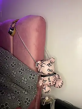 Naughtynovaaa - Use a rose 🌹