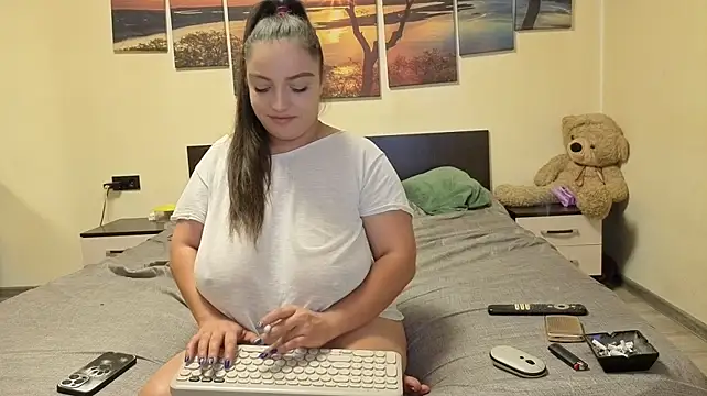 Adelline - make me to squirttt biggggggg