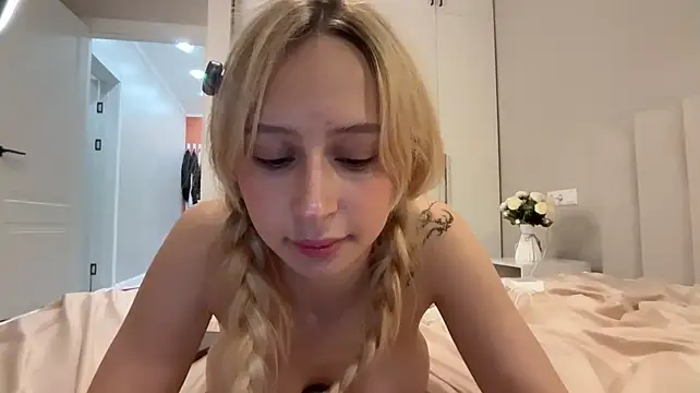 AnnabelleDreams - doggy style and spank my ass x10