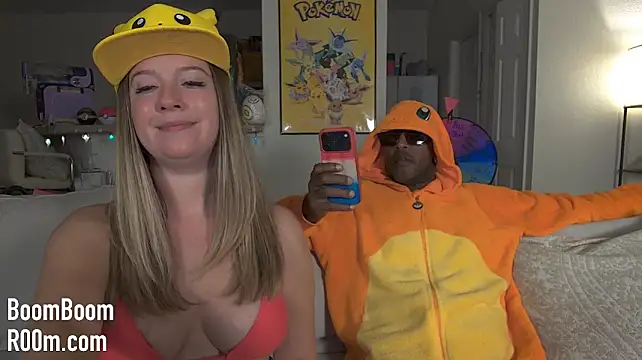 Boomboomr00m - Naked Lap Dances + Pole Show (3 Songs)