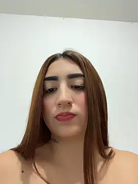 EsmeraldaMidnight - Dance Naked and show pussy