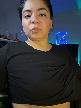 Kimmiakiss22 - Make Me Wet