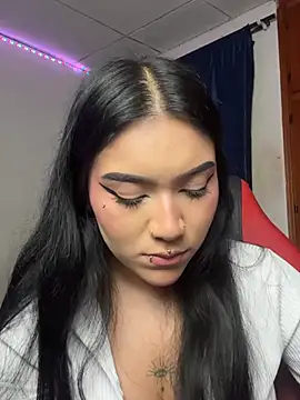 Emy_Laurens - BOUNCING TITS + OUT TONGUE