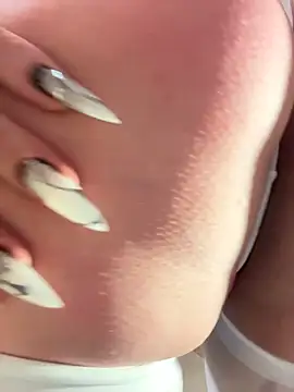 Evelynrosess1 - “Playing with tits + add oil and saliva”