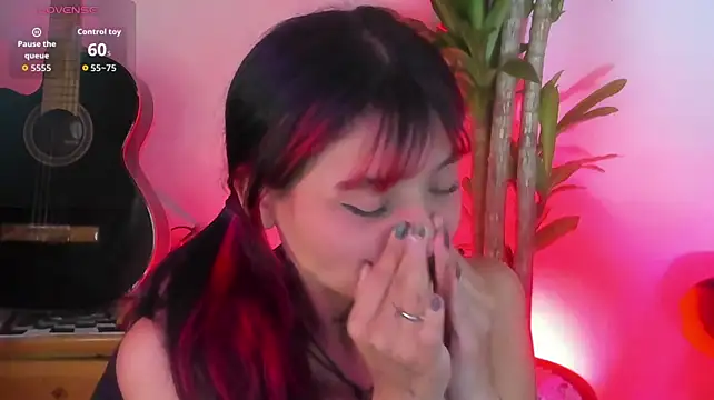 Emma_duff - Ahegao+Show Tits
