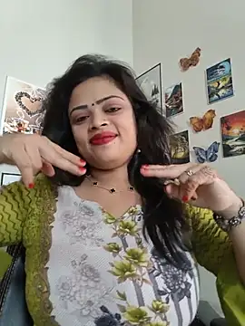 Pinky-2 - Oiling My Sexy Pussy Hole