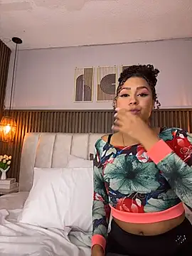 Ashleyy23x - ENORMOUS OCEAN SQUIRT 💦💦