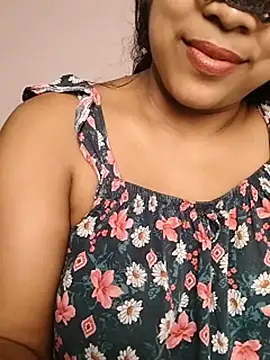 Quite_Malsha - Ass 3fingar 5min🥵