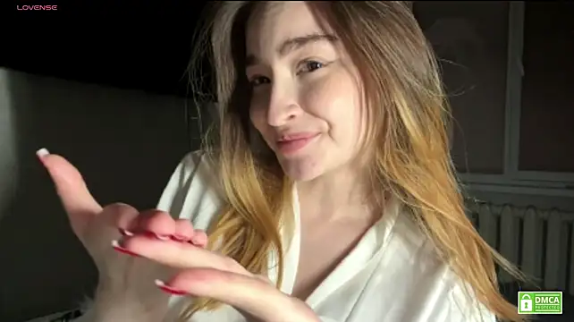 Ellymolly - Open my sesy boobs