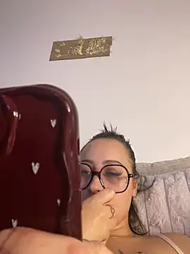 Queenlo_xxx - lolo suceee gorge profonde💦