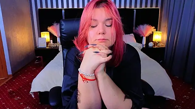 BettyDark - blowjob show