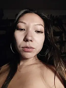 LoveFoxyQueen - lo chiamo e me la faccio leccare