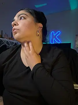 Kimmiakiss22 - Make Me Wet