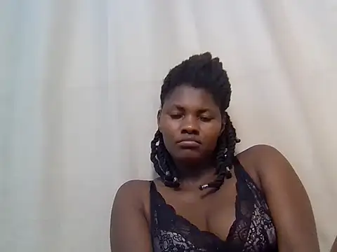 Smallprettygal - show pussy