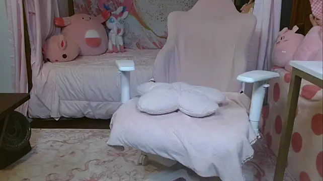 MistyMystic - Finger pussy until creamy cum
