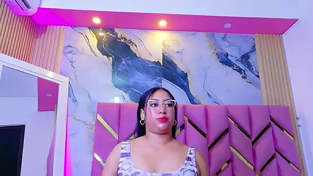 Softlatinaa - RUB ASSHOLE 🍑