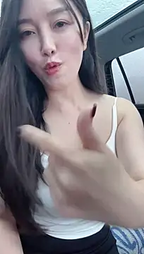 Daisl166 - 完成目标漏胸部直播两分钟
