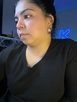 Kimmiakiss22 - Make Me Wet