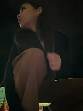 Alyshanon18 - SPANKS HARD