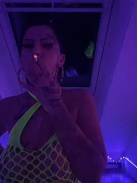 JeyJeyDiamond666 - Smoke& Blow