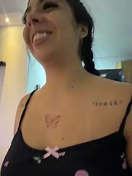 Xoxo_sol - milk in pussy
